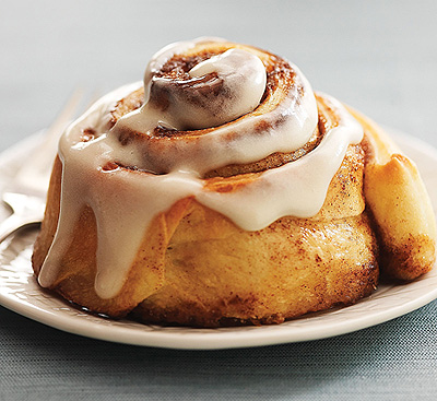 cinnamon-rolls-solo