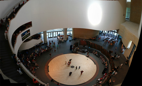 Planta del pabellon canadiense bienal 2018