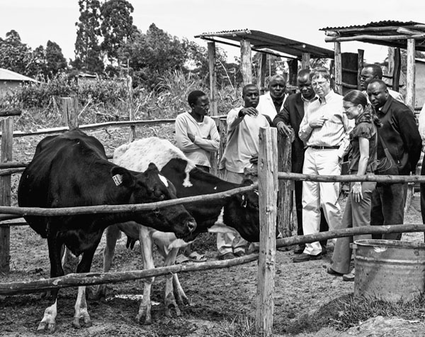 En una granja de Kenia, en 2009. (c) Bill & Melinda Gates Foundation. Frederic Courbet.