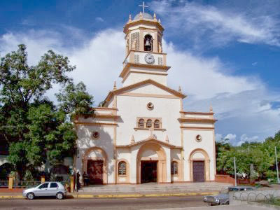 Catedral María Auxiliadora, construida en 1532. Puerto Ayacucho, Estado Amazonas, Venezuela.