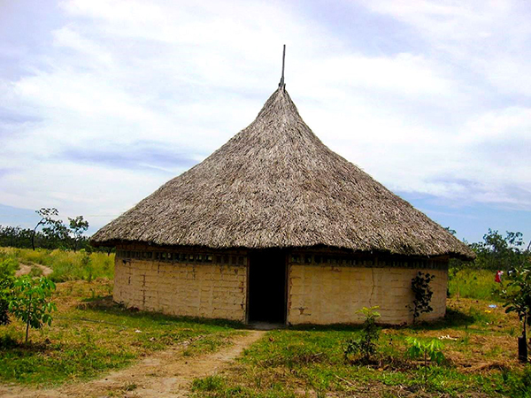 Churuata Piaroa en Amazonas venezolano