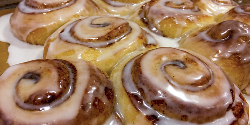 CINNAMON ROLLS (Roles de Canela)