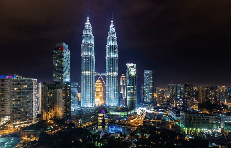 Las Torres Petronas situadas en Kuala Lumpur, capital de Malasia, fueron los edificios más altos del mundo entre 1998 y 2004.