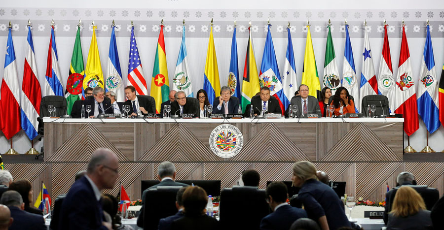 Miembros OEA reunidos