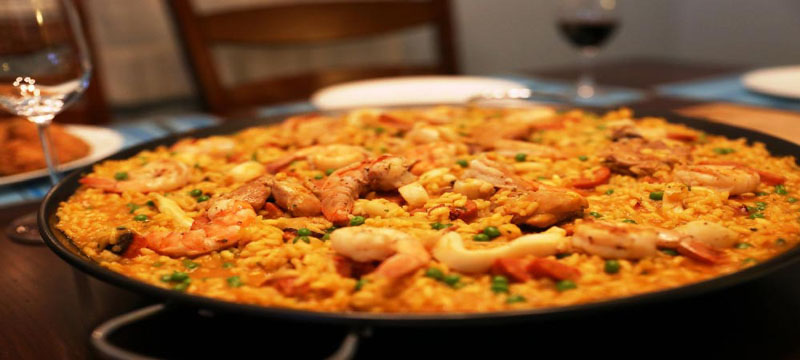 Paella, plato tipico gastronomia española