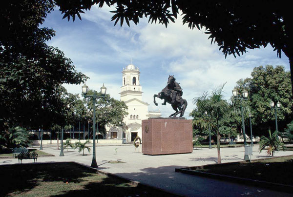 Plaza Bolivar, Puerto Ayacucho, Estado Amazonas.